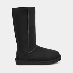 Ugg classic tall black boot size 7
